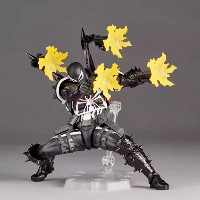 Amazing Yamaguchi Agent Venom Collectible by Revoltech - Image 3