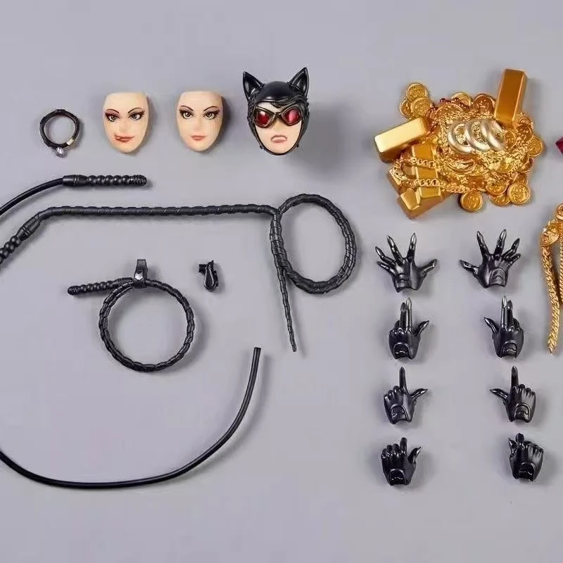 Kaiyodo Revoltech Catwoman Selina Kyle Action Figure Gift - Image 5